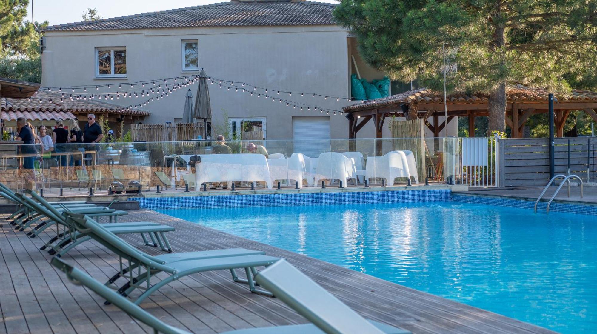 Fiori Di Cala Rossa Residence Hoteliere Lecci Exterior foto